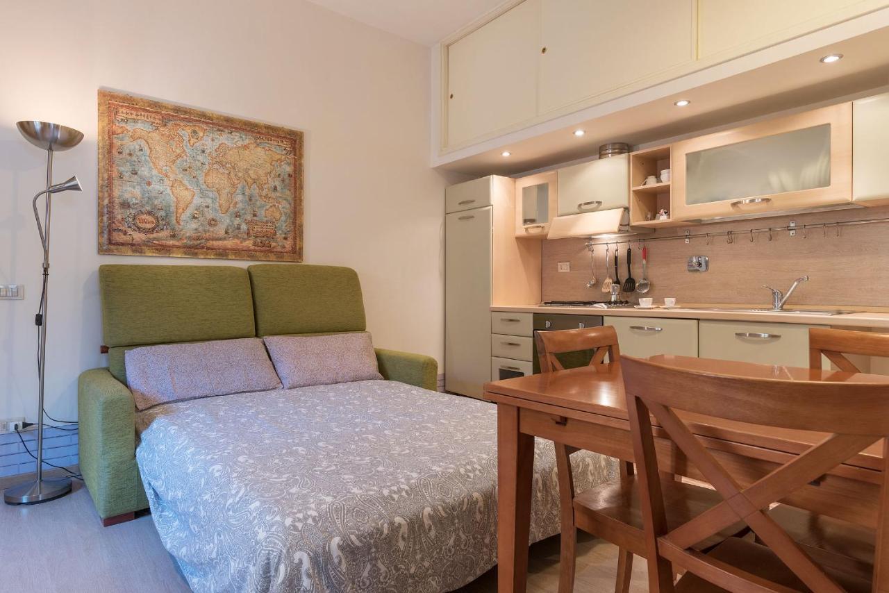 Coronari Central Apartment ローマ エクステリア 写真