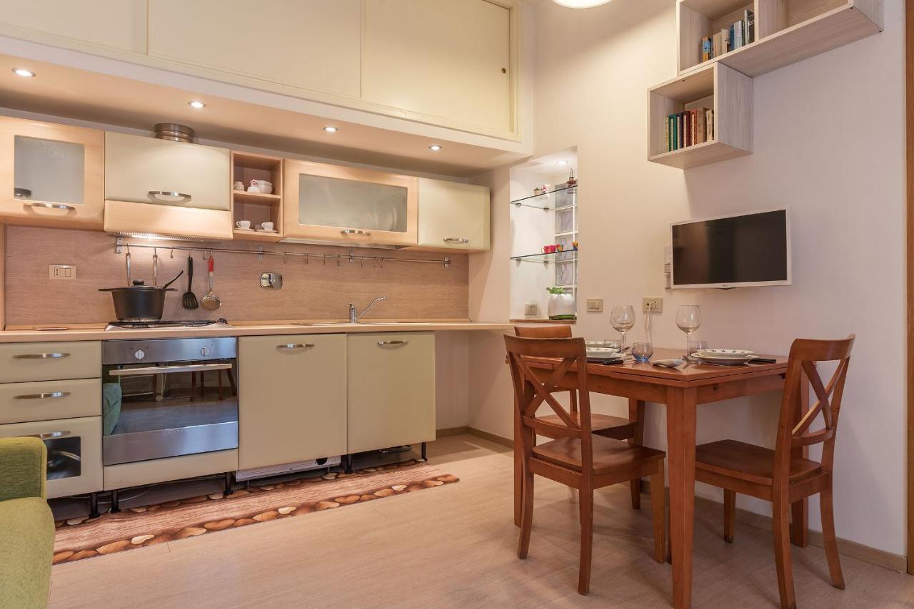 Coronari Central Apartment ローマ エクステリア 写真